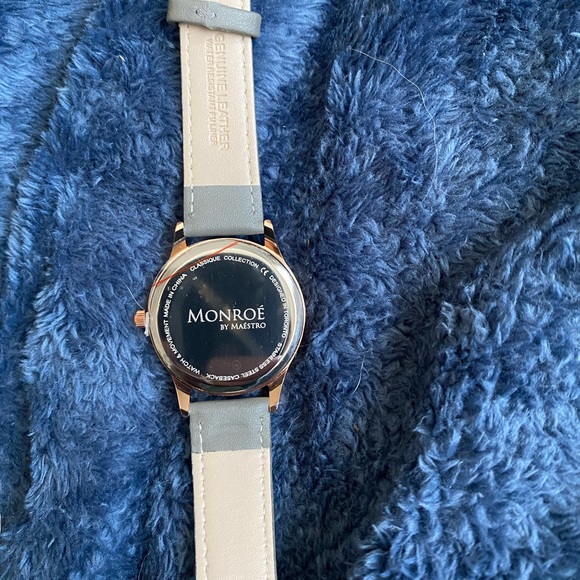 WATCH & RING BUNDLE - Picture 3 of 4